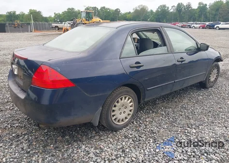 2007 Honda Accord 2.4 Vp z USA, uszkodzony, nr VIN 1HGCM56117A014297